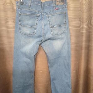 Wrangler Men's Blue and Navy Jeans